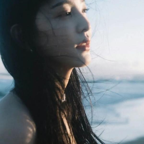 《爱情现状》海报